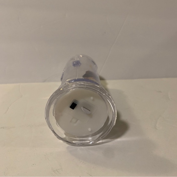 LED 7” Candle Flameles Devotional Religious Virgin Mary New with Box - Picture 3 of 6